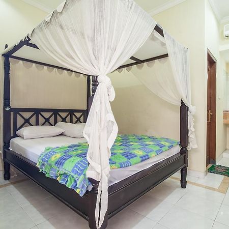 Lori Beach Inn Семиньяк Номер фото
